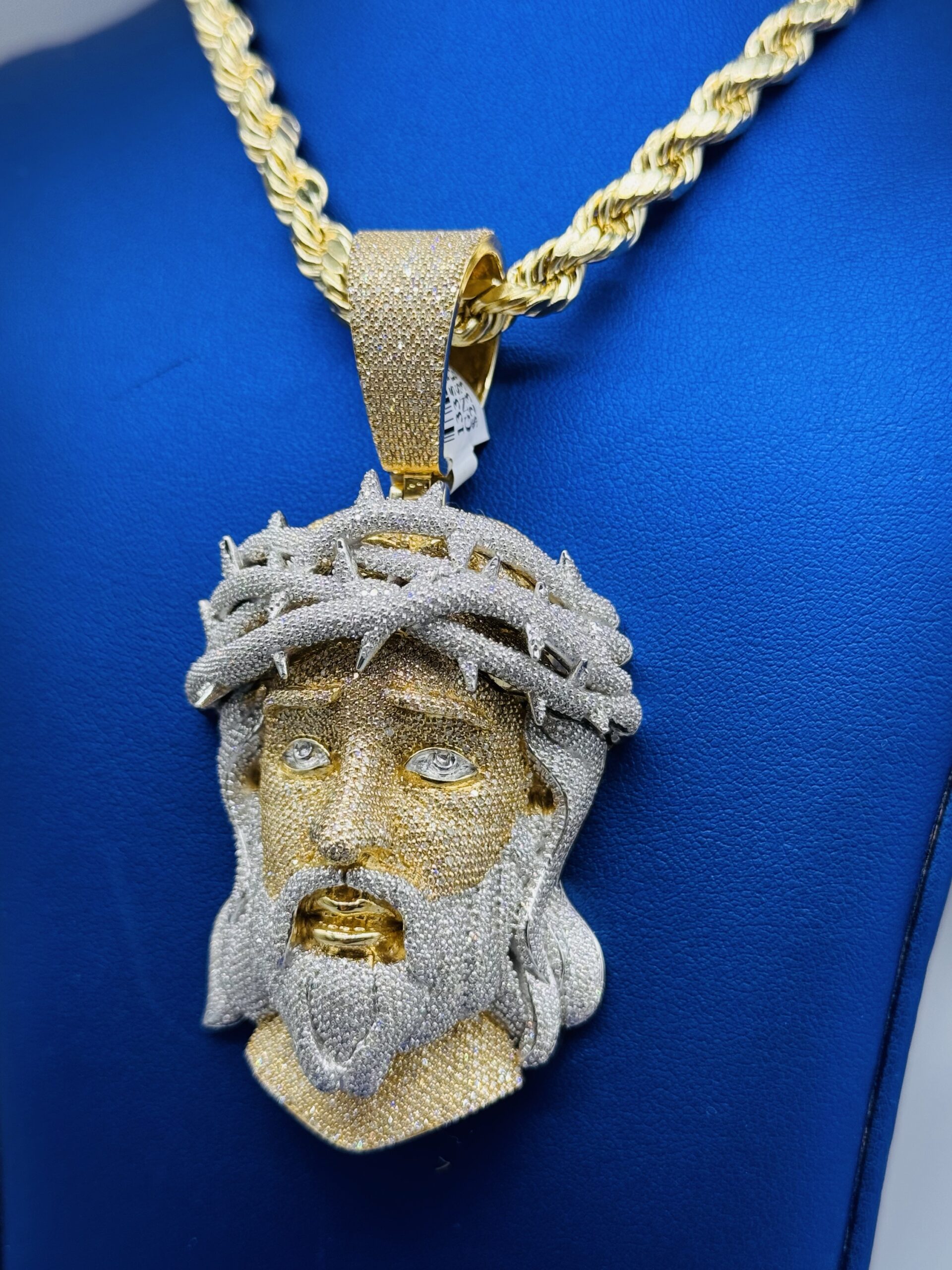 10KT Solid Gold 6.30CT Diamond Jesus Pendant ComboSet - Image 3