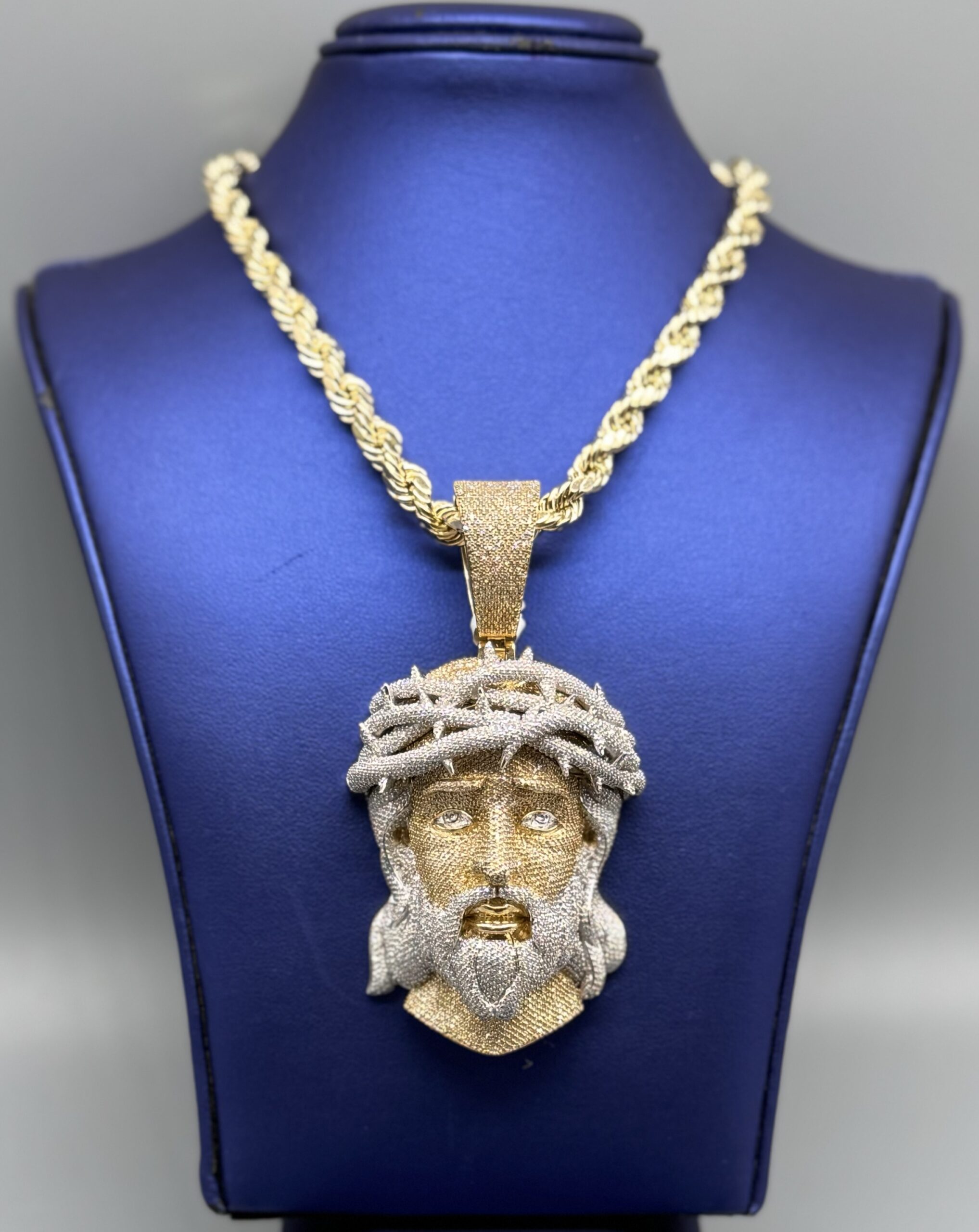 10KT Solid Gold 6.30CT Diamond Jesus Pendant ComboSet - Image 4