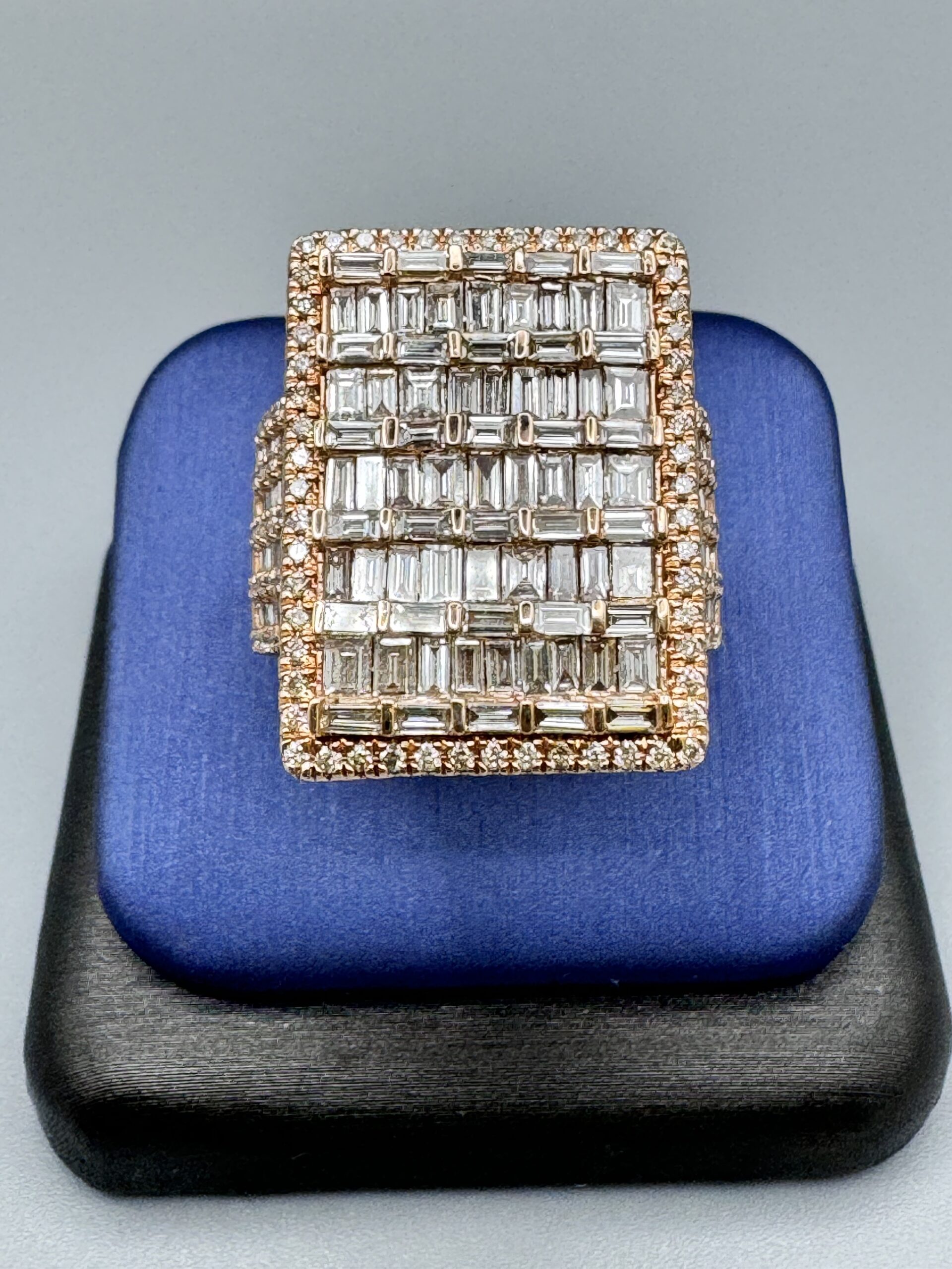 14KT Gold 8.10CT RadiantCut LG Diamond Bridal Ring - Image 4