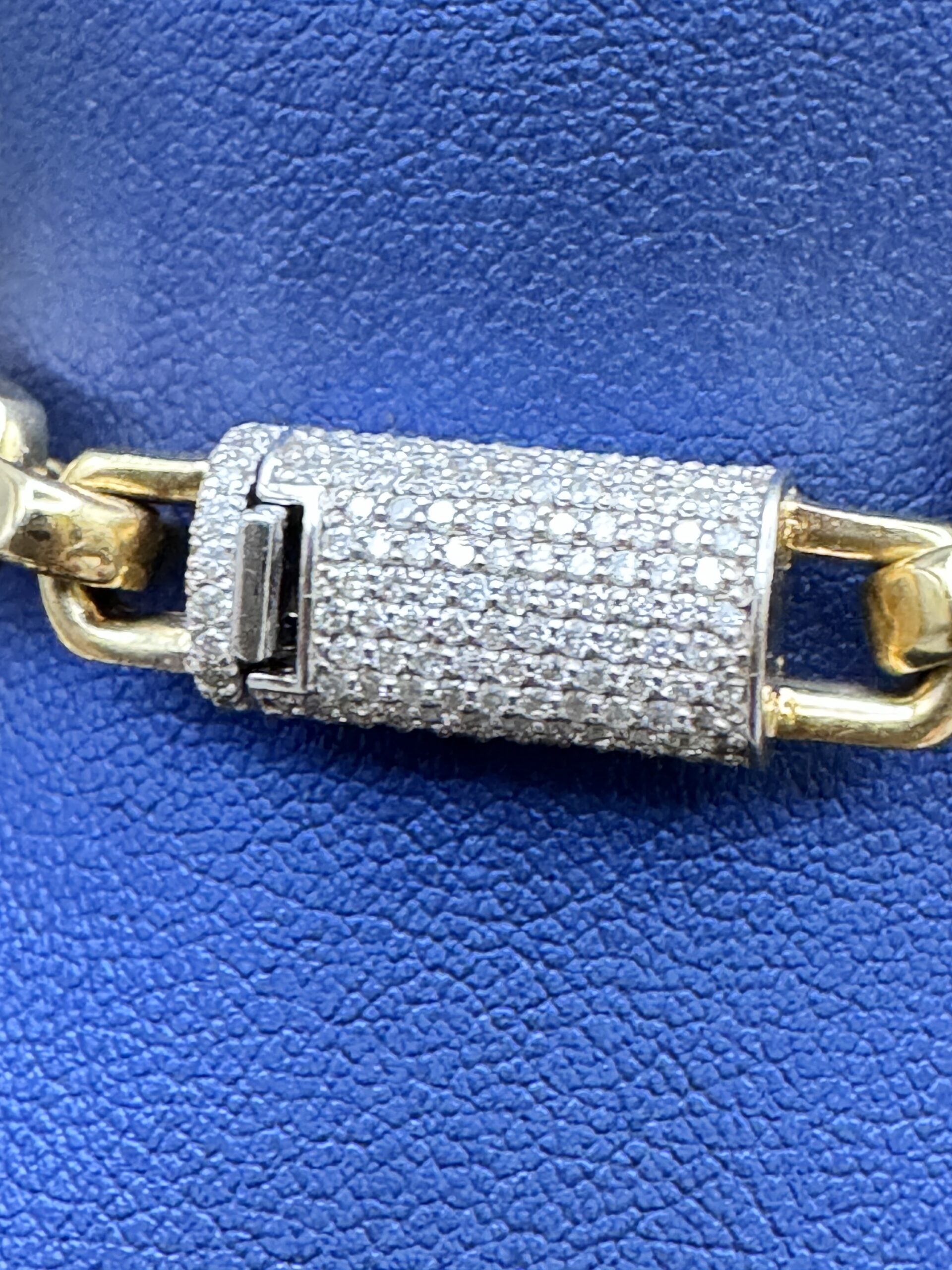 14KT Gold 4.60CT Dia Cross / 14KT 1.22CT Dia Lock AnchorLink ComboSet - Image 8