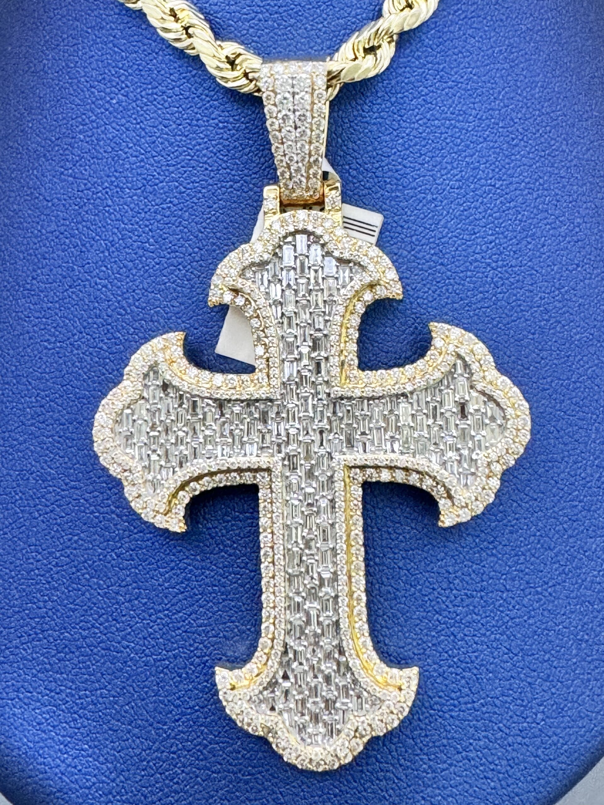 10KT Gold 5.21CT Diamond Solid Cross Pendant ComboSet - Image 4