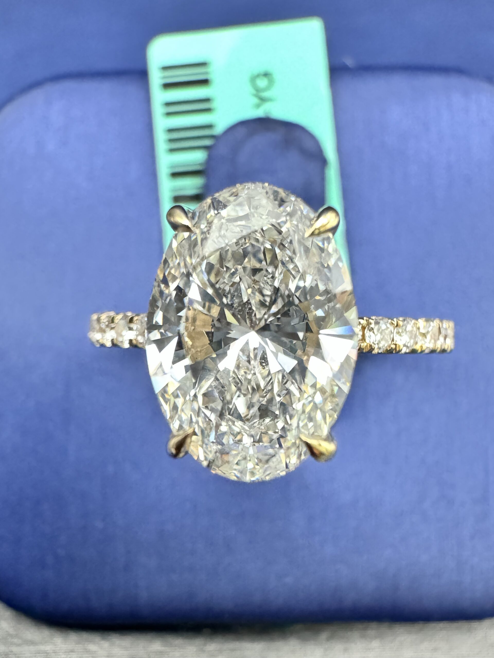 14KT Gold 3.09CT LabGrown Oval Diamond Ring