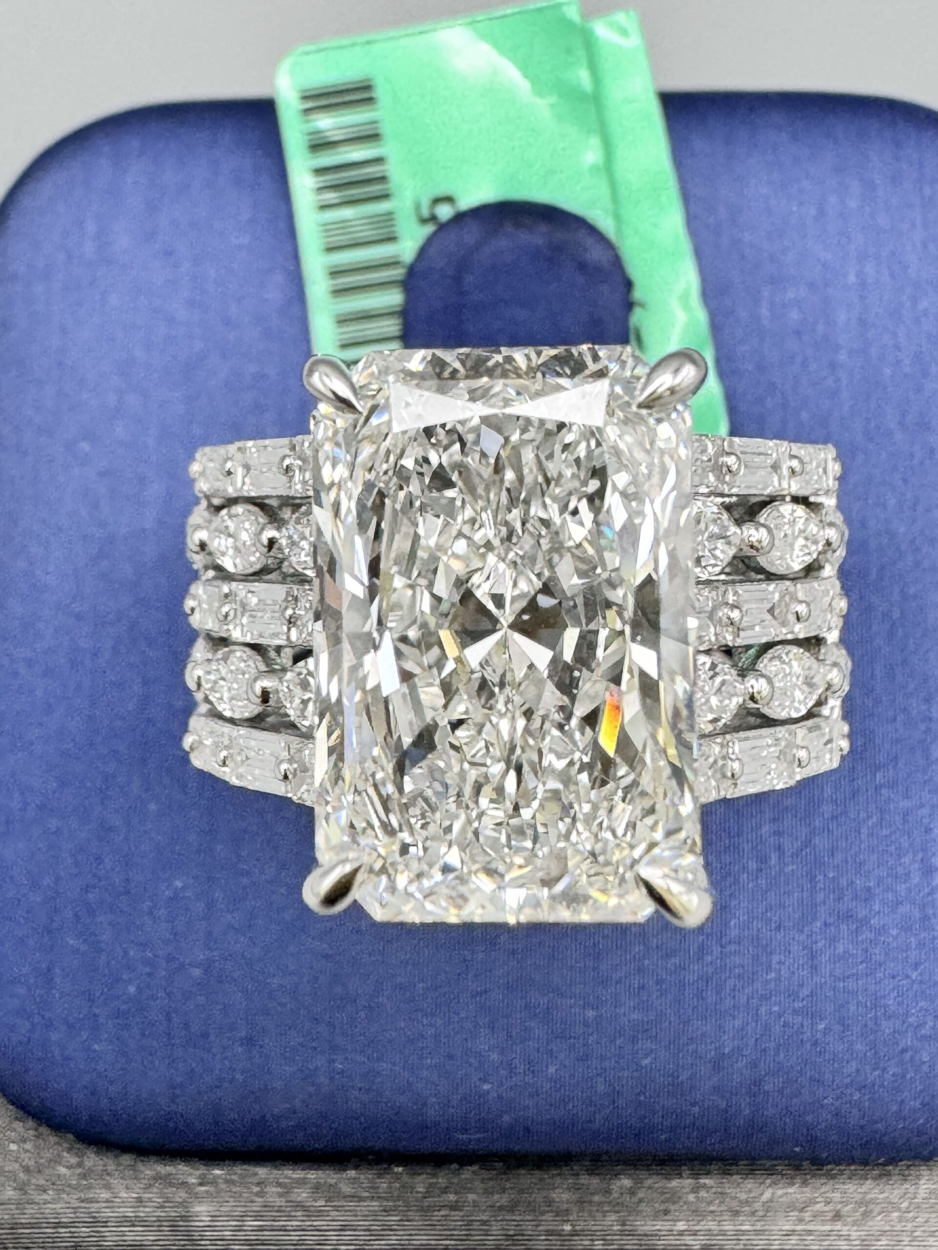14KT W/Gold 9.00CT RadiantCut LG Diamond Bridal Ring
